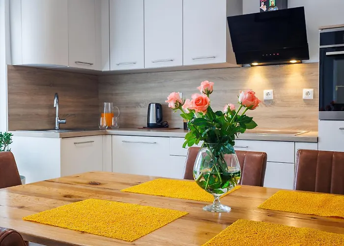 Rural Retreat - Comfort Oasis דירה Oplotnica